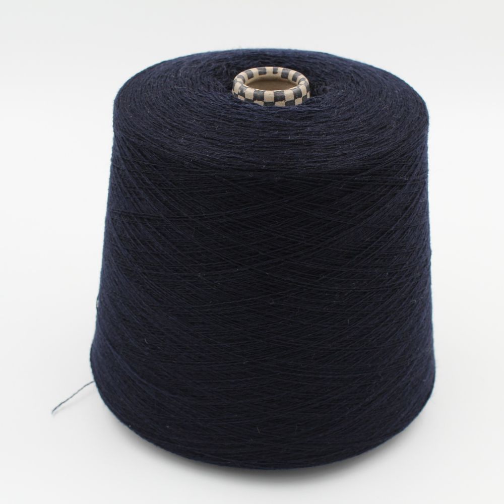 2/28 70% extrafine merino 30% cashmere roc blue color 520 gr