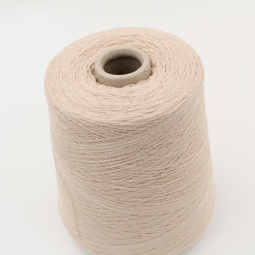 2/28 70% extrafine merino 30% cashmere beige cone 530 gr