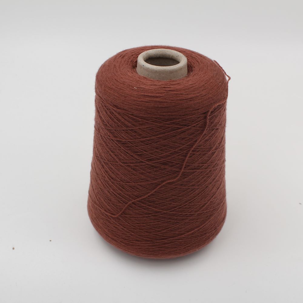 FANTASTIQUE filato merino superfine 14 micron nm 2/28 colore mattone rocche 710 gr