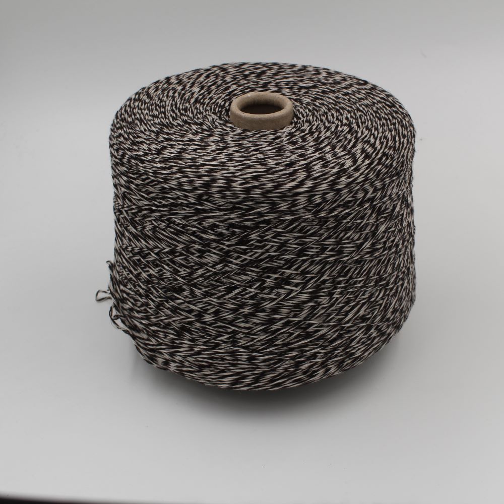 Yarn 20% Wool 30% Cashmere 50% Polyamide nm 4/15 color black white cones 590gr
