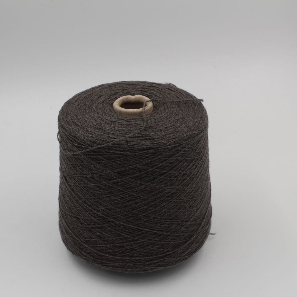 ALTER-ECO filato 97% cashmere 3% lana merino nm 2/12 colore beige scuro rocche 420 gr