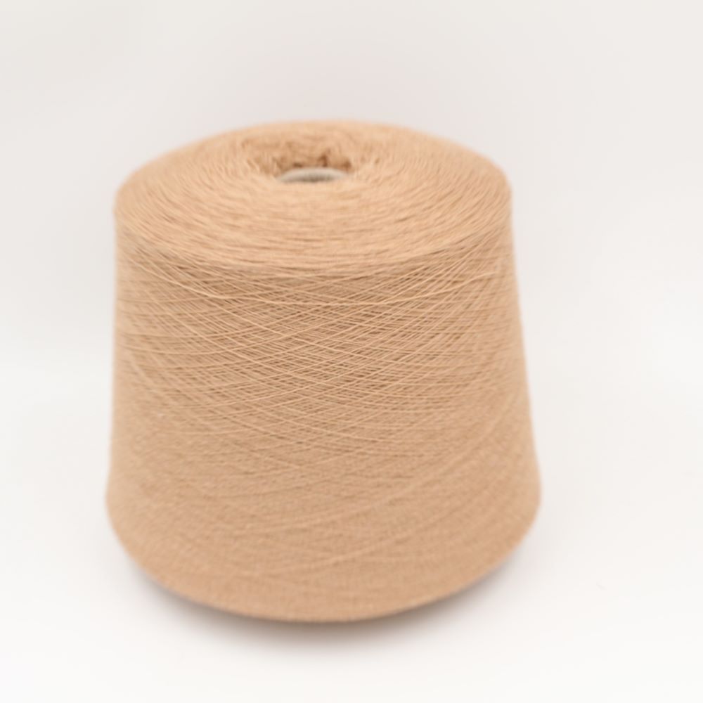 Machine yarn 2/30 70% extrafine merino 30% cashmere camel color cone 580 gr