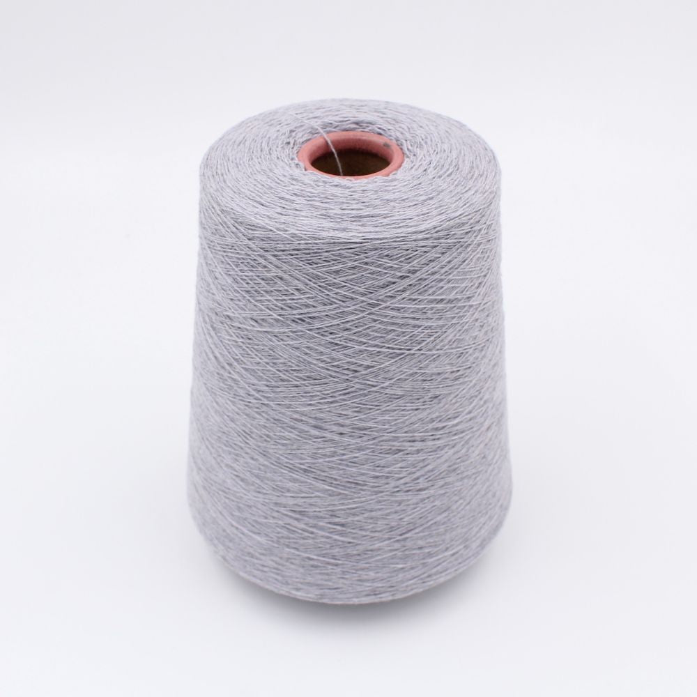 Filato 2/27 100% Cashmere colore grigio chiaro rocche 430 gr