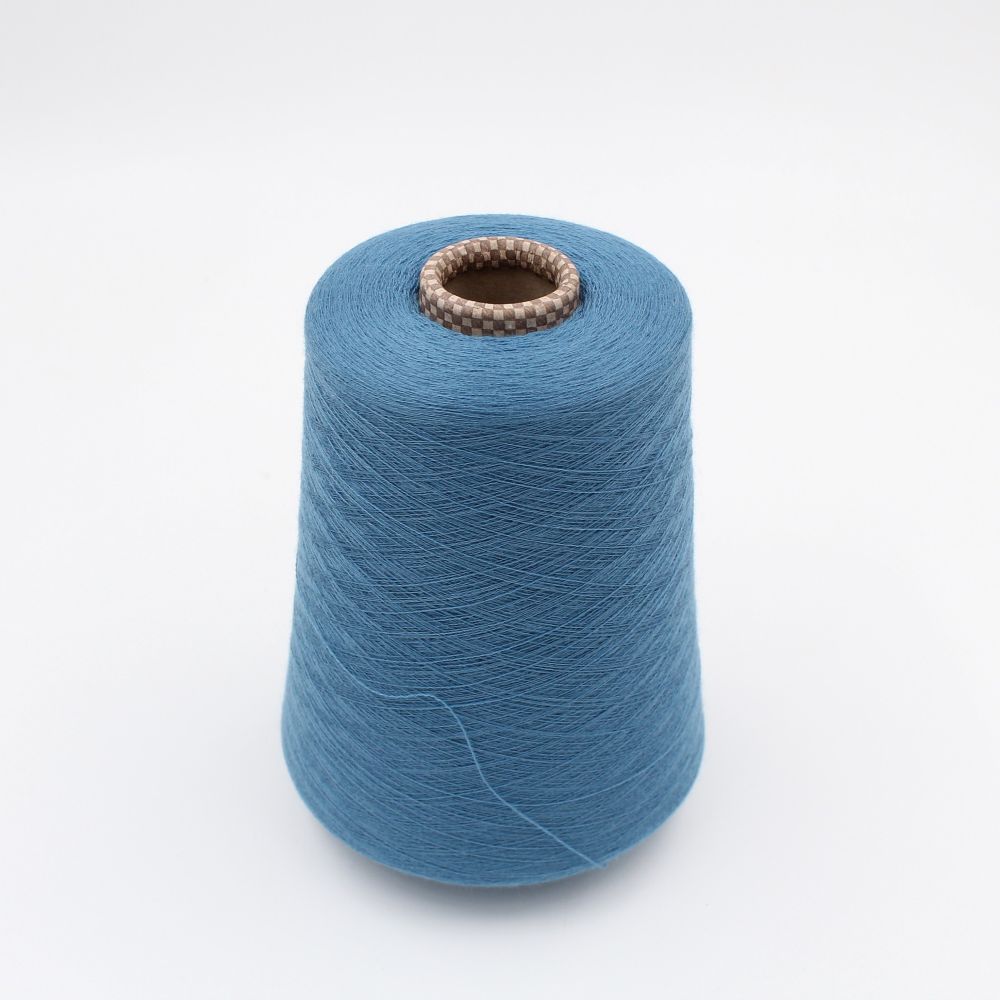 yarn 2/60 100% Cashmere color light blue cones 470 gr
