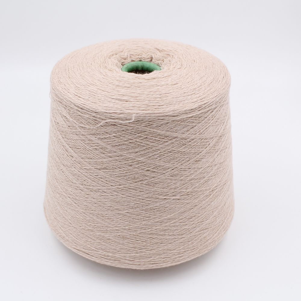 2/28 70% merino extrafine 30% cashmere colore beige rocche 580gr
