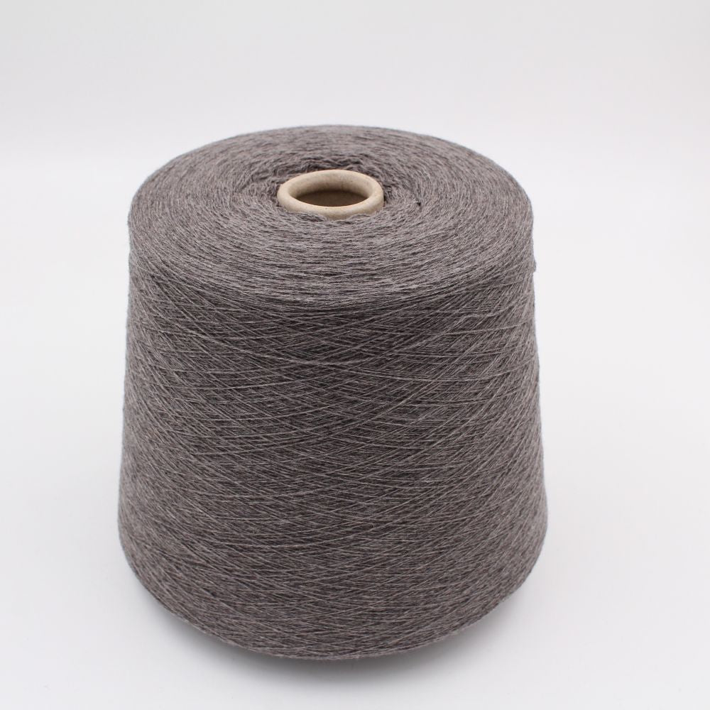 Yarn 2/28 100% Cashmere color medium grey cones 520gr