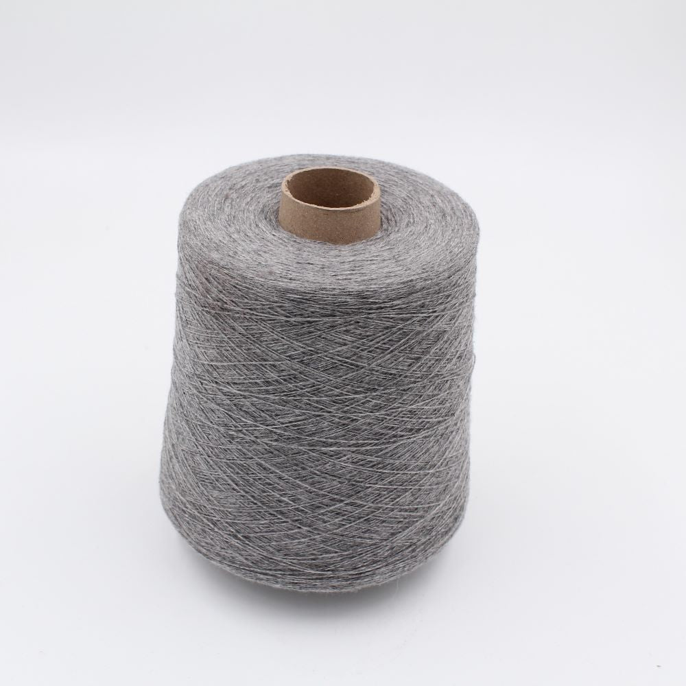 Yarn 2/28 100% Cashmere color light grey cones 500gr