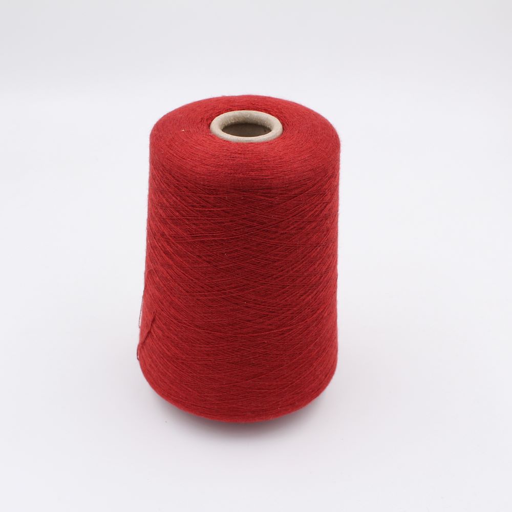 Yarn cashmere 70% silk 30% nm 2/58 color rust cones 480 gr