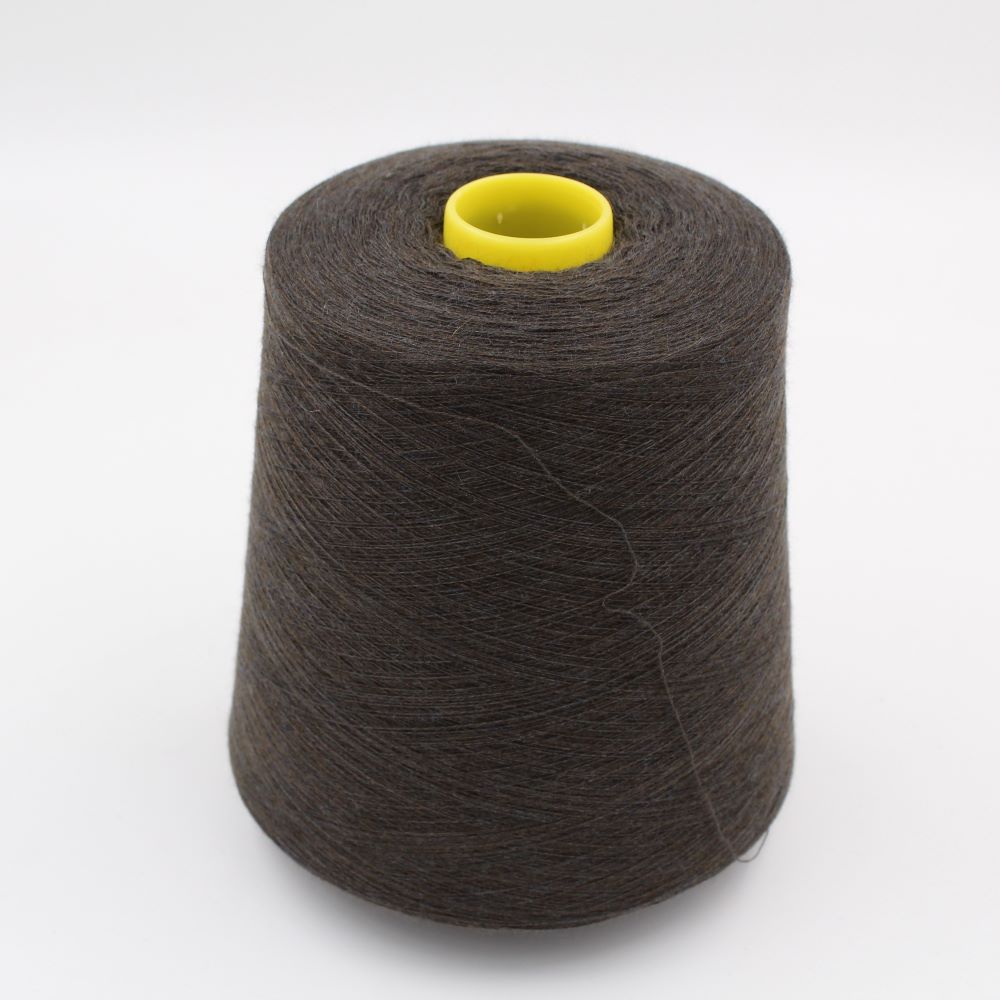 Yarn Cashmere 100% nm. 2/48 color sickly green cones 790 gr