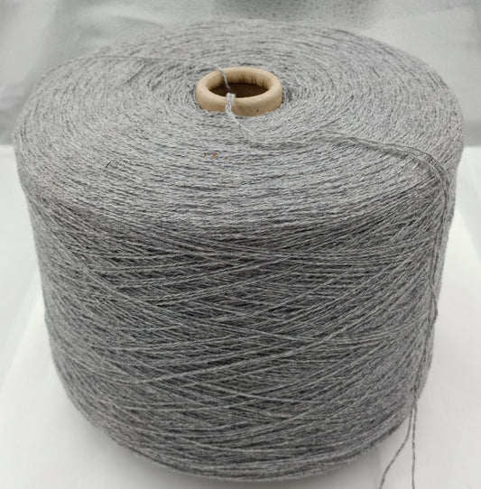 Approfitta dello sconto per provare i filati di Cashmere Riciclato
