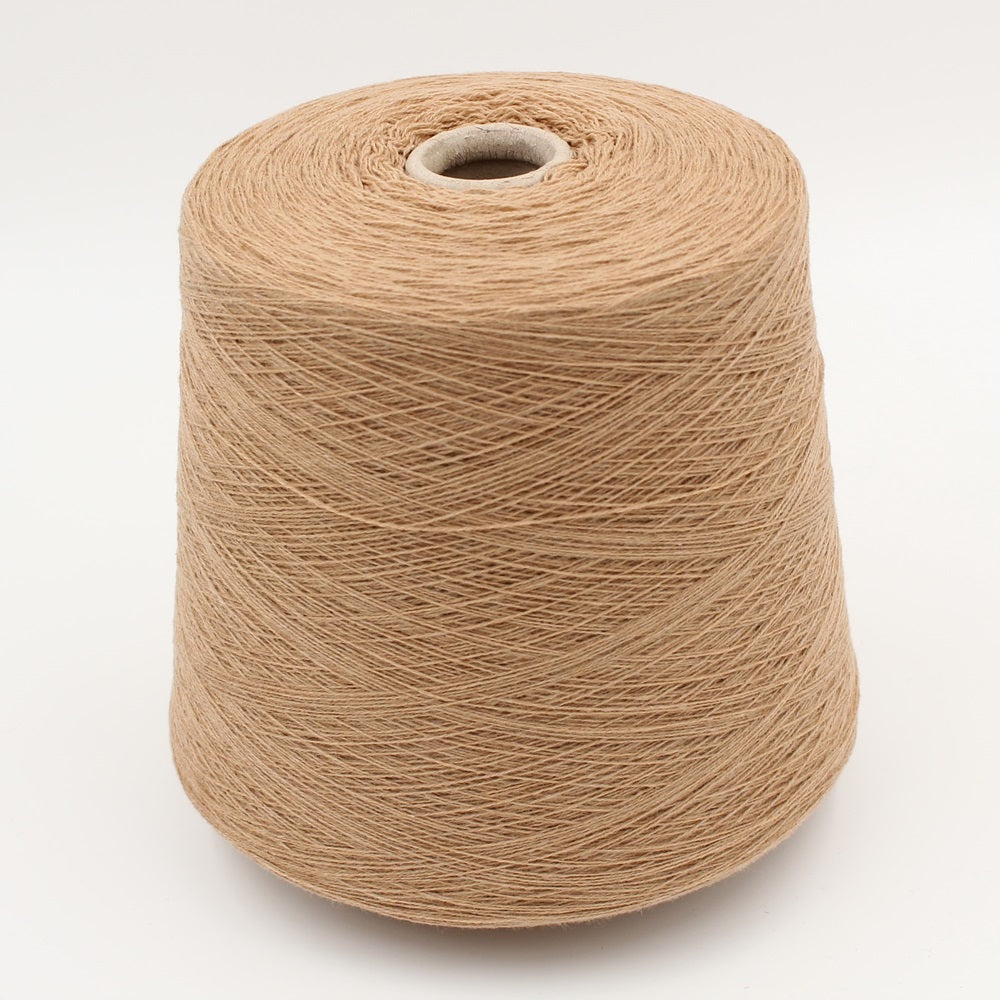Filato da macchina 2/28 70% merino extrafine 30% cashmere colore beige rocca 400 gr