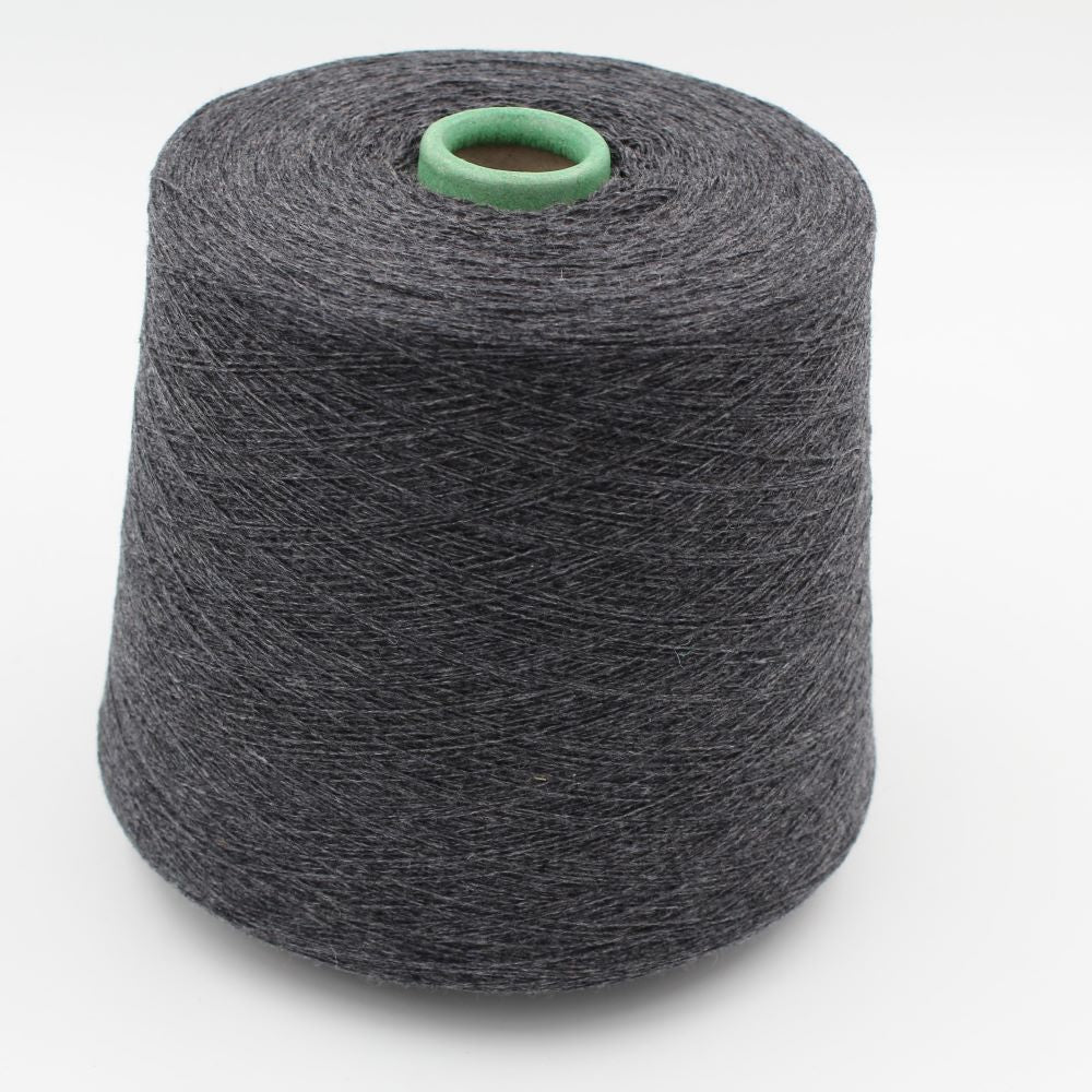 Filato 2/27 100% Cashmere per macchina 12 colore grigio scuro rocca 490 gr