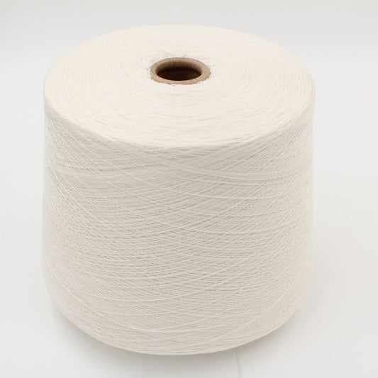 Filato da macchina 2/30 70% merino extrafine 30% cashmere colore bianco rocca 560 gr