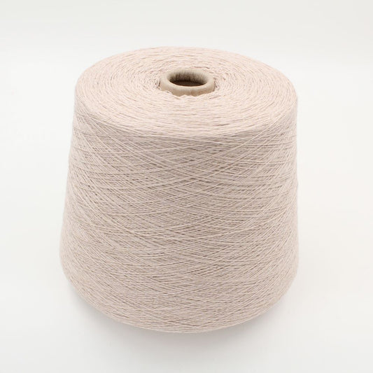 2/28 70% merino extrafine 30% cashmere colore crema rocca 540 gr