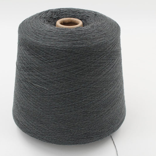 Filato da macchina 2/30 70% merino extrafine 30% cashmere colore topo rocca 530 gr