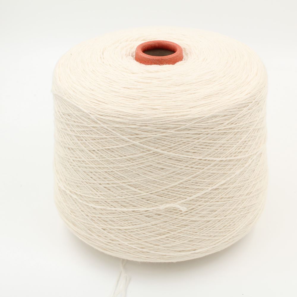 Yarn extra-fine merino 70% cashmere 30% nm. 2/15 natural white cones 420 gr