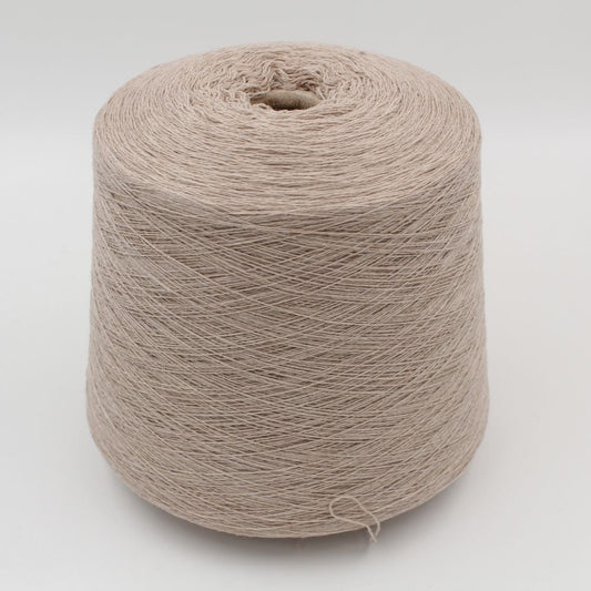 Filato Nm. 2/28 70% merino extrafine 30% cashmere colore beige rocca 520 gr