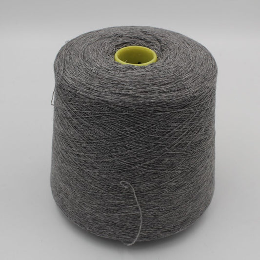 100% cashmere yarn 2/26 light grey 490 gr cones
