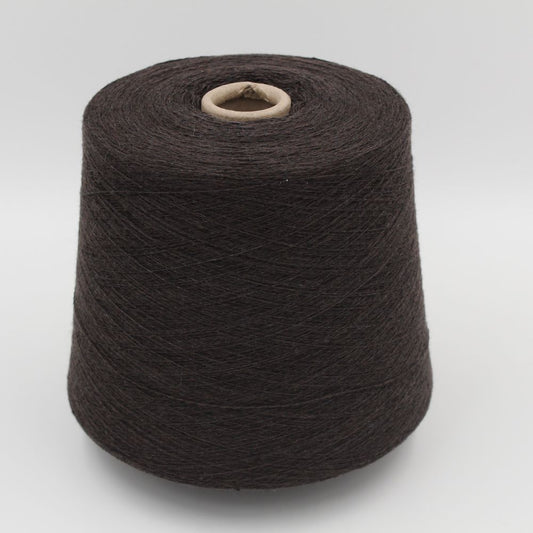 Filato da macchina 2/30 70% merino extrafine 30% cashmere colore marrone rocca 520 gr