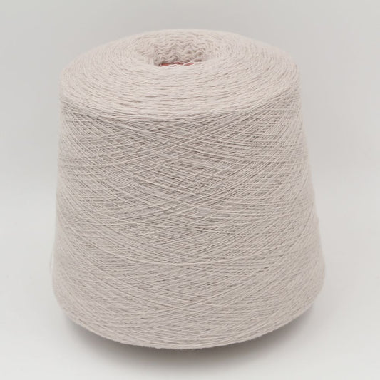 Yarn Nm. 2/28 70% extrafine merino 30% cashmere silver color cone 530gr