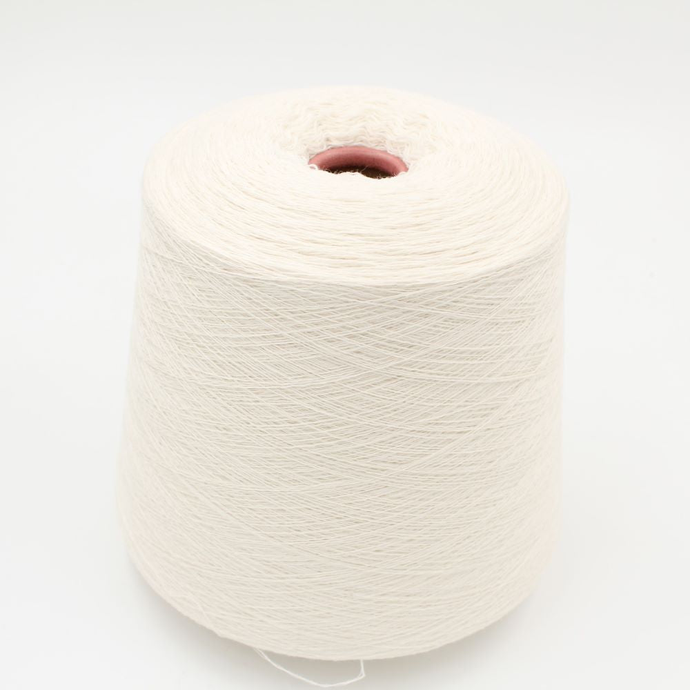 Yarn Nm. 2/28 70% extrafine merino 30% cashmere natural white on cone 400gr