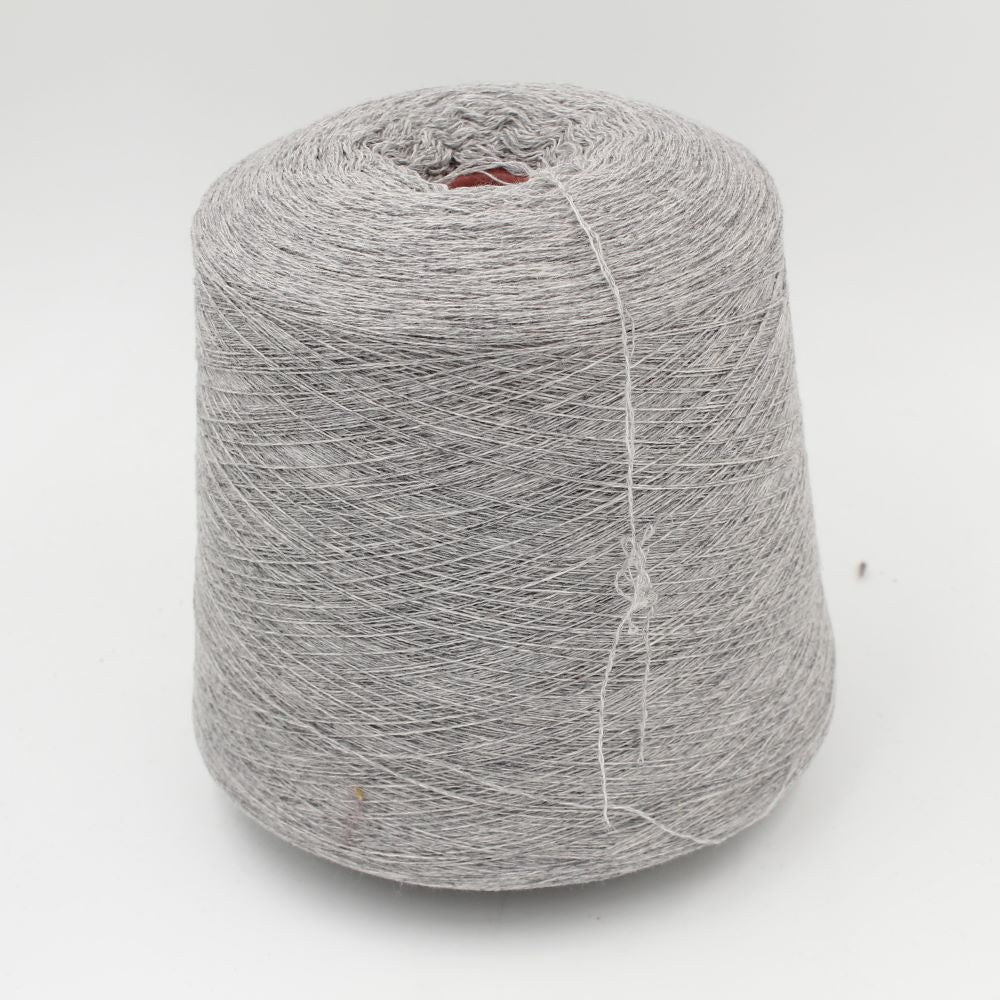 Yarn Nm. 2/28 70% extrafine merino 30% cashmere light grey cone 520gr
