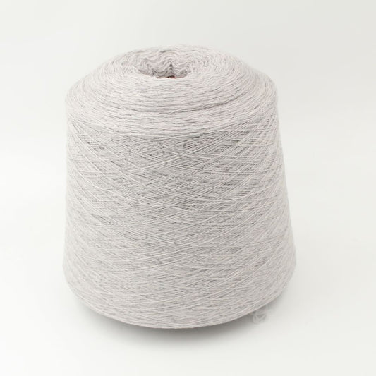 Filato da macchina 2/30 70% merino extrafine 30% cashmere colore grigio perla rocca 540 gr