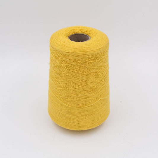 Filato Nm. 2/28 70% merino extrafine 30% cashmere colore giallo rocca 400gr