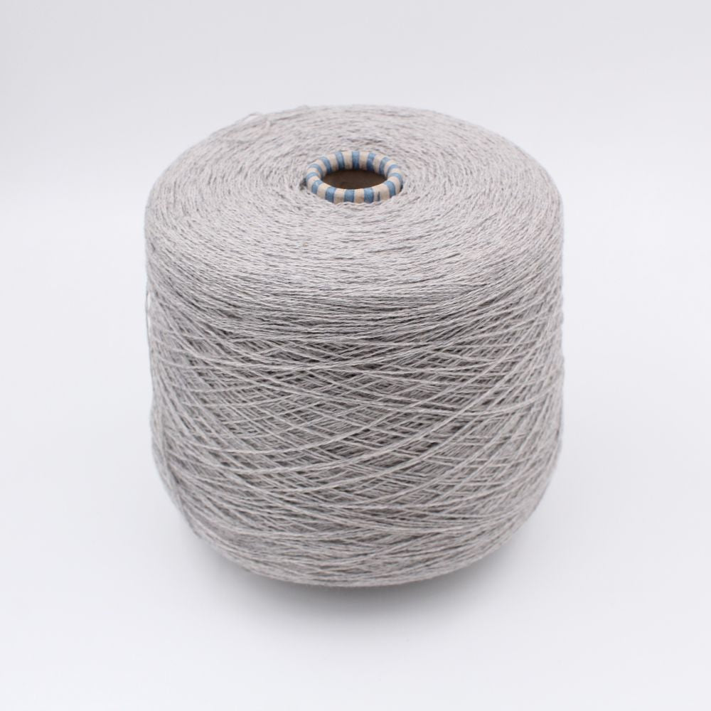Filato 2/15 100% Cashmere colore grigio chiaro rocche 400 gr