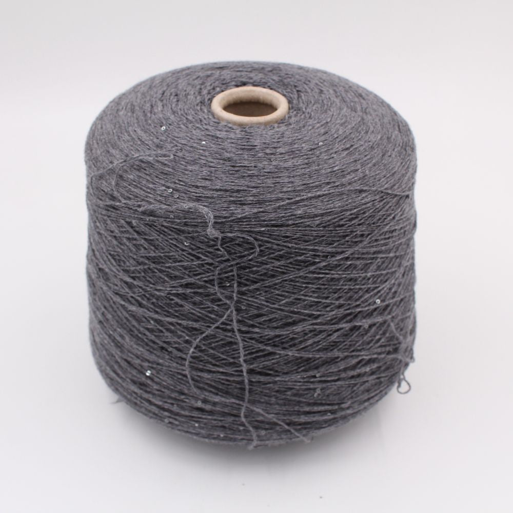 70% extrafine merino 30% cashmere nm 8000 yarn with sequins color medium grey cones 440gr