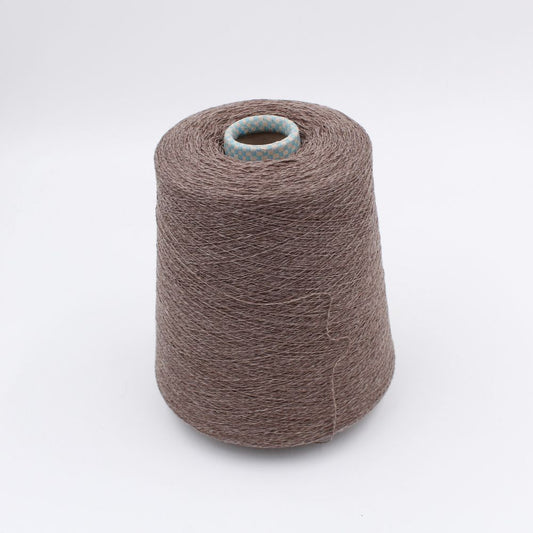 2/28 70% merino extrafine 30% cashmere colore dark brown rocca 540 gr