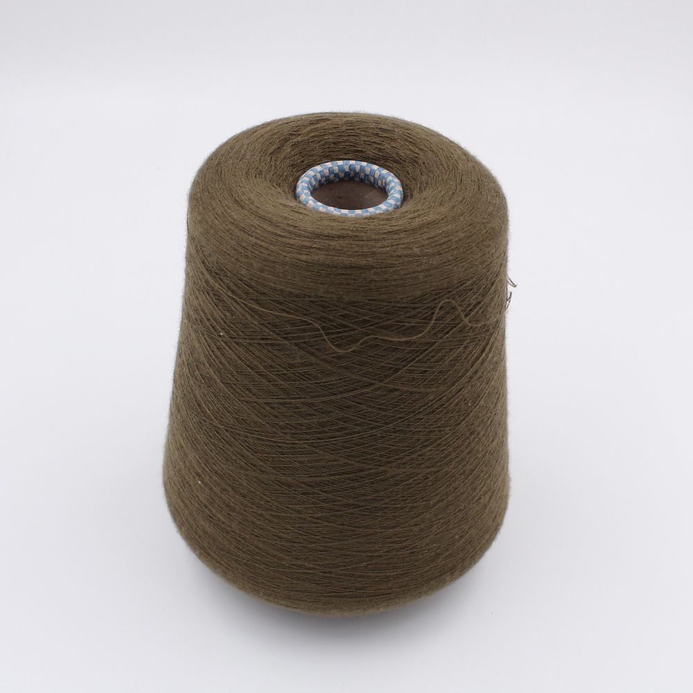 filato 2/60 100% Cashmere colore verde rocche 760 gr