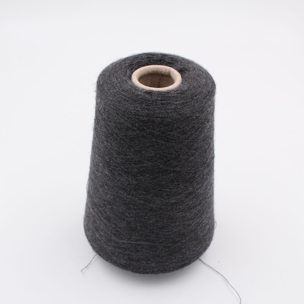Filato Cashmere 100% nm. 2/48 colore grigio scuro rocche 420 gr