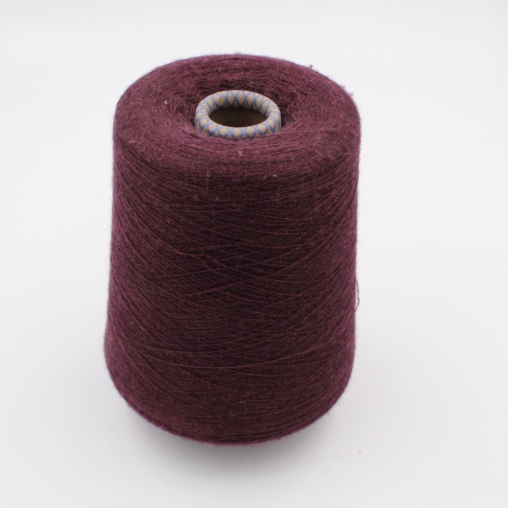 NEW DIAMOND Filato Cashmere 100% nm 2/60 pettinato colore bordeaux rocca 600 gr