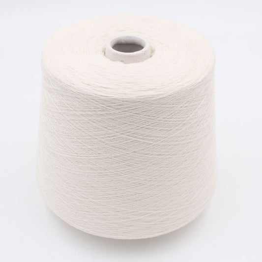 2/30 70% extrafine merino 30% cashmere color white cones 510 gr