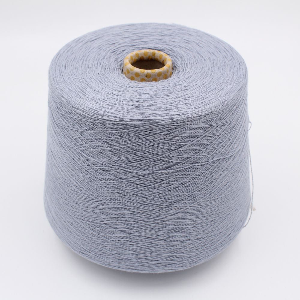 2/28 70% merino extrafine 30% cashmere colore celeste rocca 600 gr