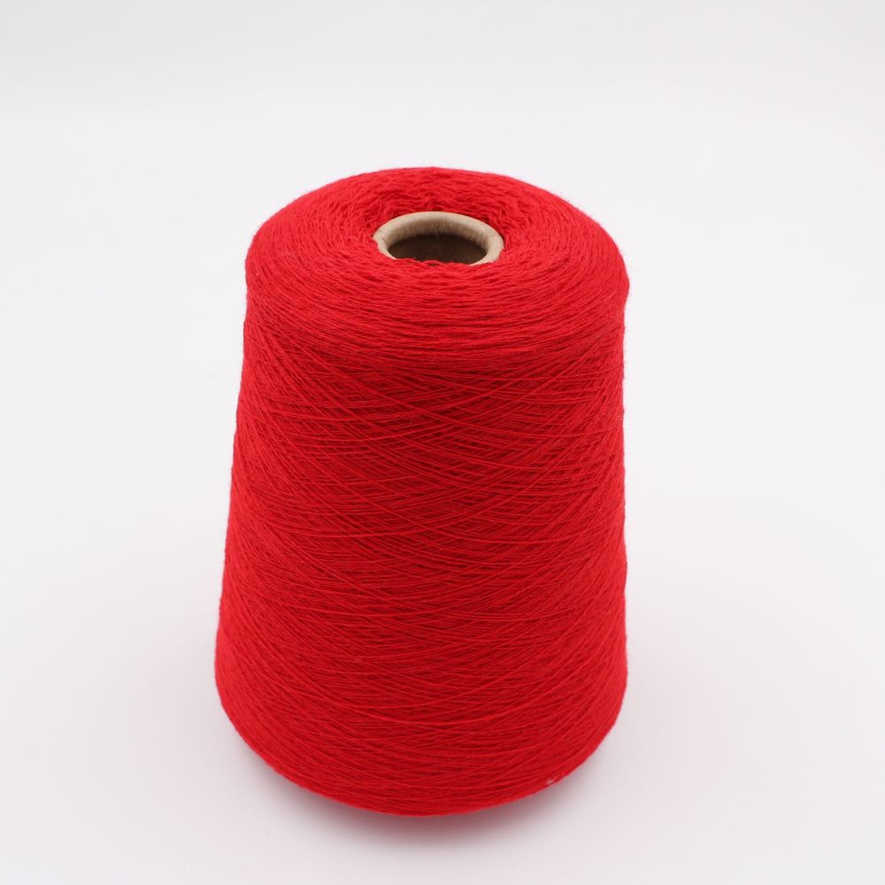 2/30 70% extrafine merino 30% cashmere color red cones 510 gr