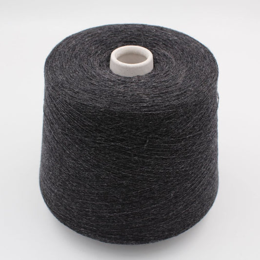 2/28 70% merino extrafine 30% cashmere colore antracite rocche 520 gr