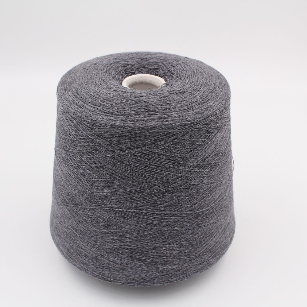 2/28 70% extrafine merino 30% cashmere color medium grey cones 520 gr