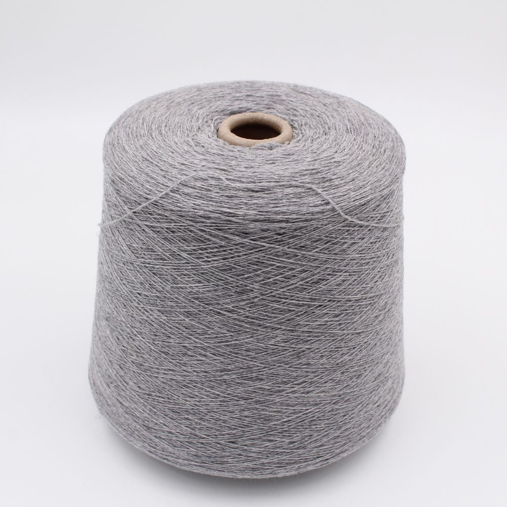 2/28 70% extrafine merino 30% cashmere color light grey cones 510 gr