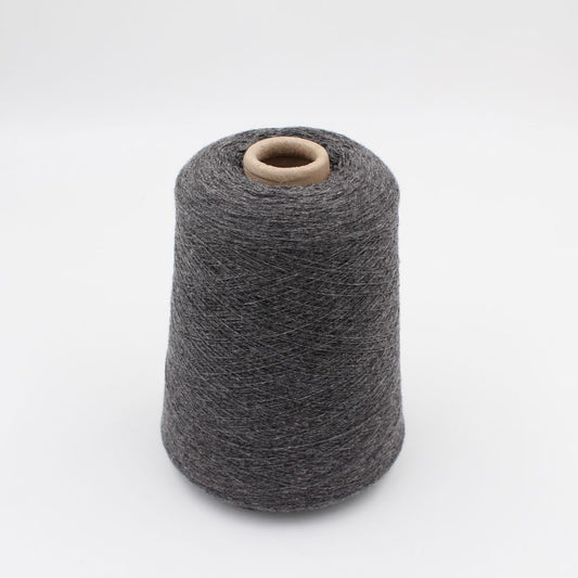 Yarn 2/28 100% Cashmere color medium grey cones 460gr