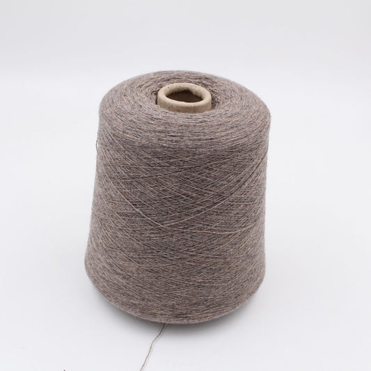 Filato 2/28 100% Cashmere colore armadillo rocche 650gr