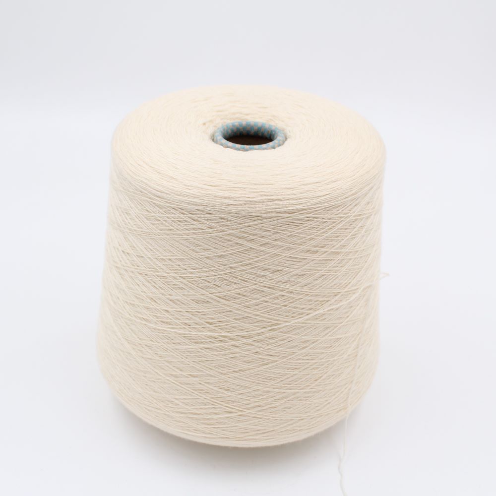 Filato 2/28 100% Cashmere colore bianco rocche 470gr