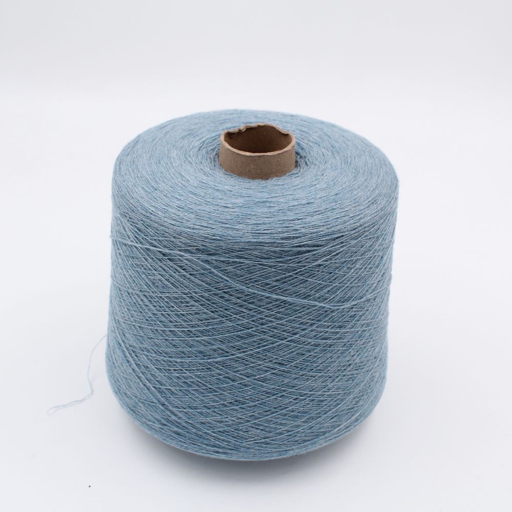 Yarn 2/28 100% Cashmere color sky blue cones 790gr