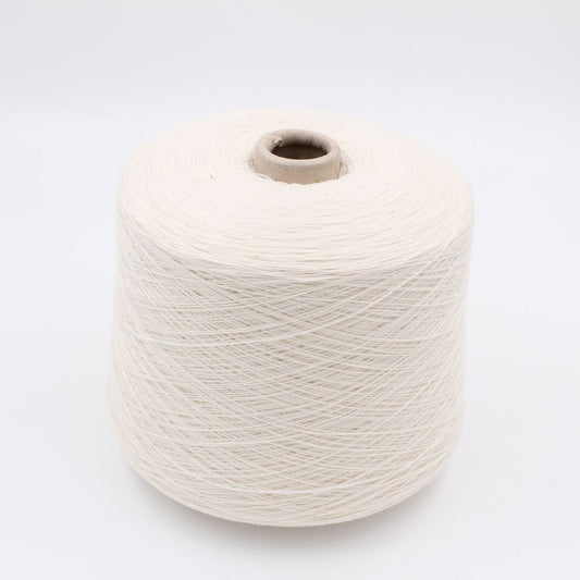 LAMBS 100% wool nm. 2/28 colour white cones 500gr