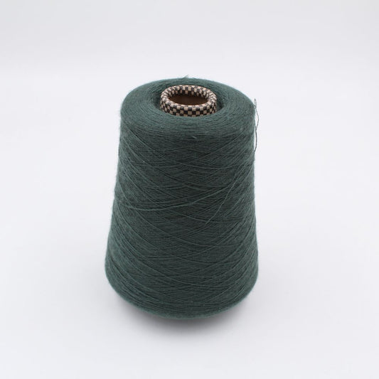 yarn 2/60 100% Cashmere color green cones 660 gr