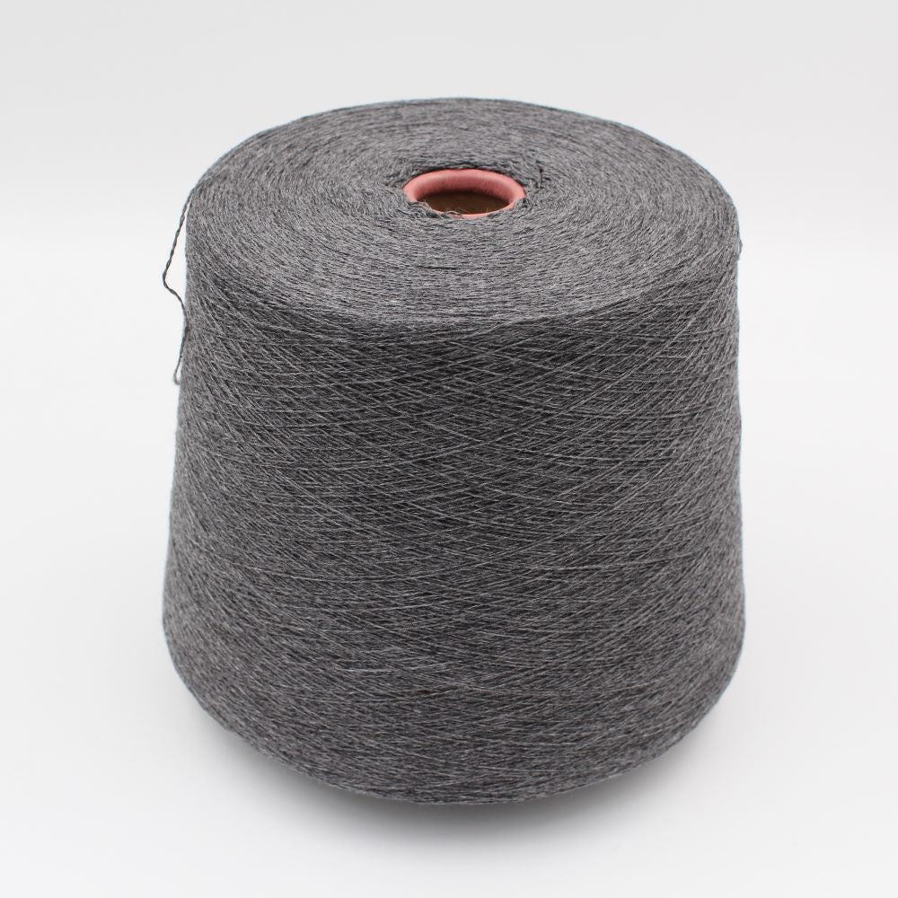 2/28 70% extrafine merino 30% cashmere color dark grey cones 530 gr
