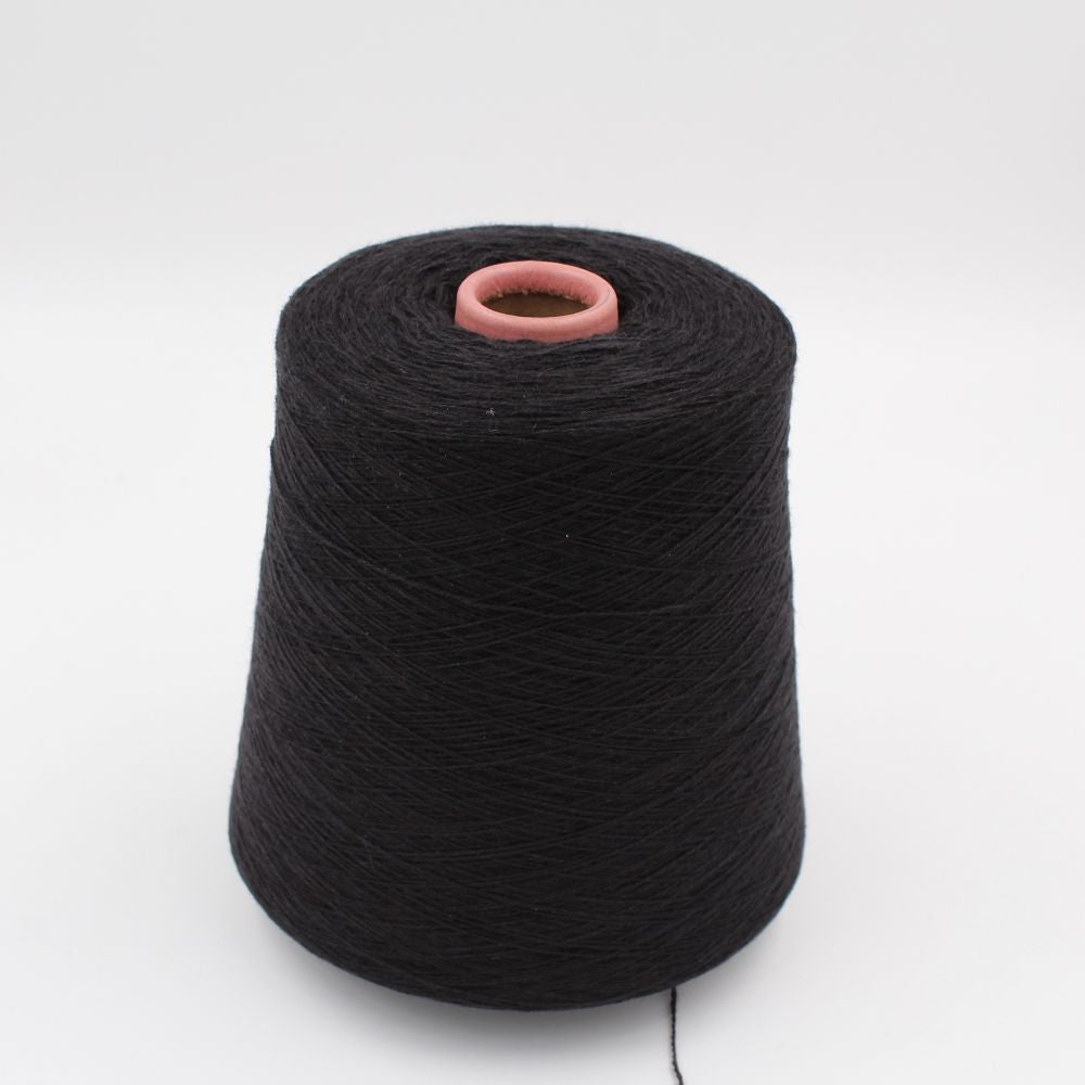 Yarn 2/27  100% Cashmere color anthracite cones 630gr
