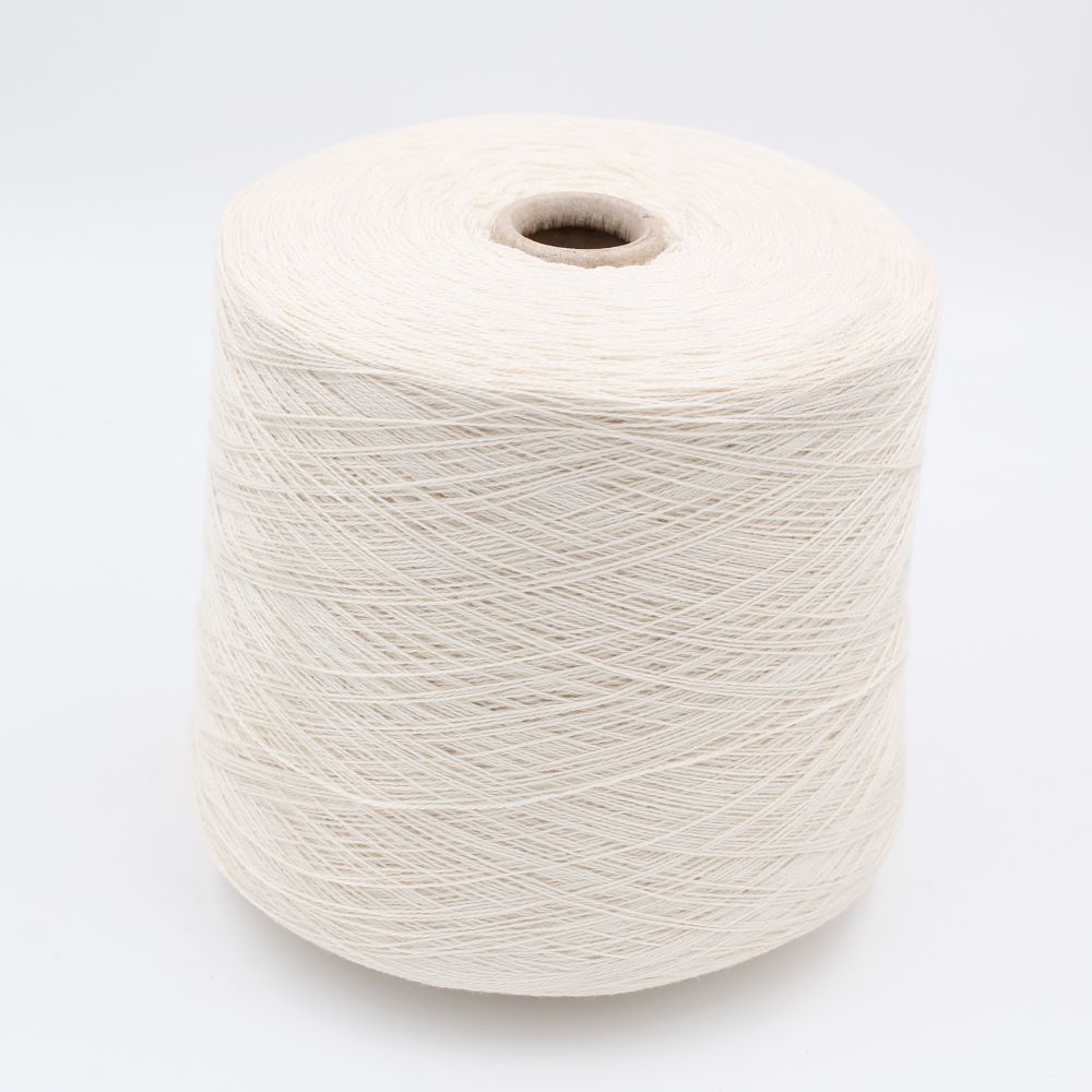Yarn 50% Extrafine Merino 30% Silk 20% Cashmere nm. 2/20 white color cones 450gr