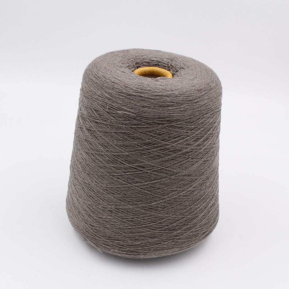 Yarn 2/28 100% Cashmere color beige cones 710gr